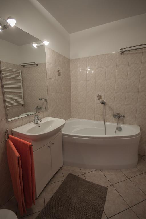 Velvet Lucka Apartment Warsaw Ngoại thất bức ảnh